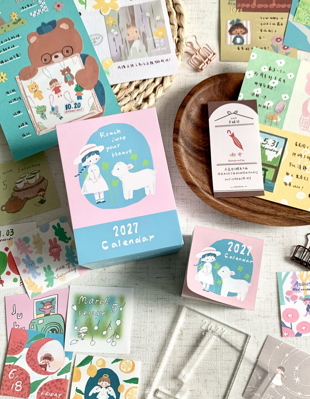 [Pre-Order] Zzoton - 365 Daily Calendar 2027 [Mini Size] with Stand