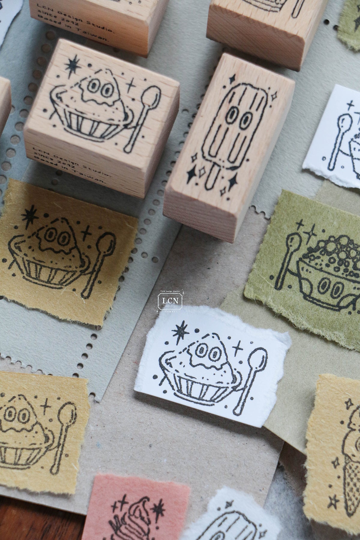 [PRE-ORDER] LCN Rubber Stamp – Shaved Snow