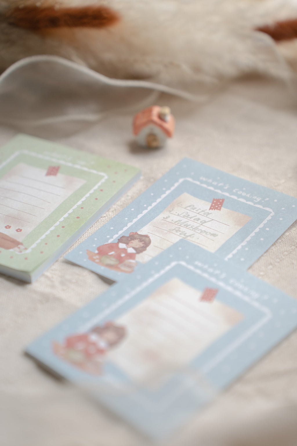 Sho Little Happiness - What’s Up Memopad