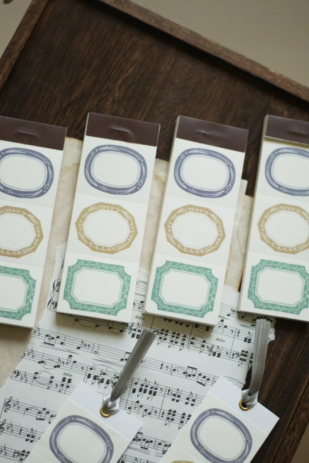 Loi Design - Collecting Spring Colors Letter Pad