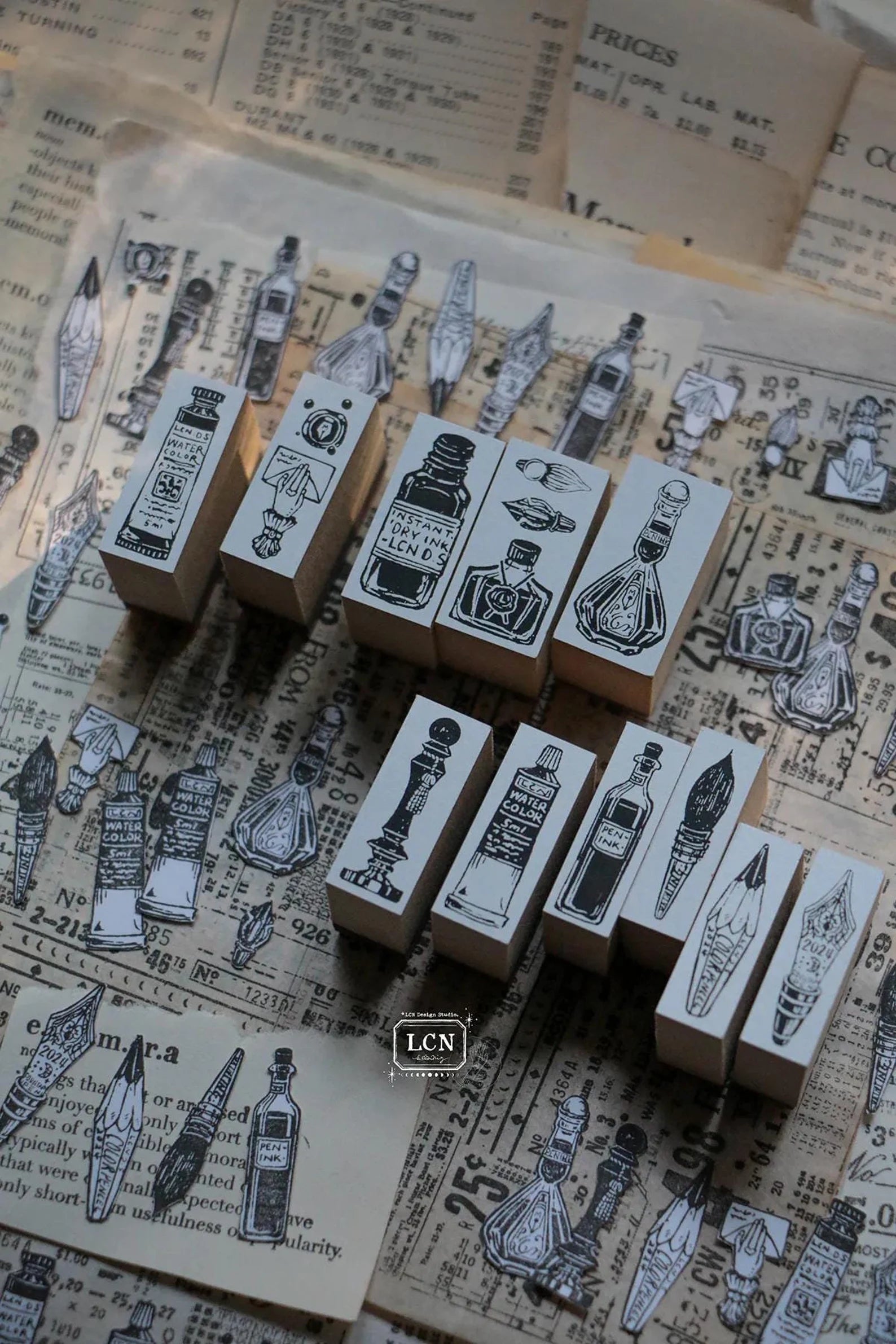 LCN - On the Desk II Rubber Stamp Set
