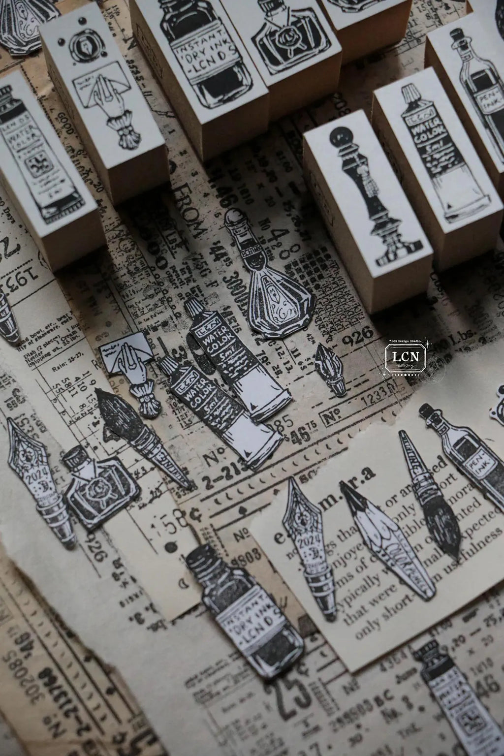 LCN - On the Desk II Rubber Stamp Set