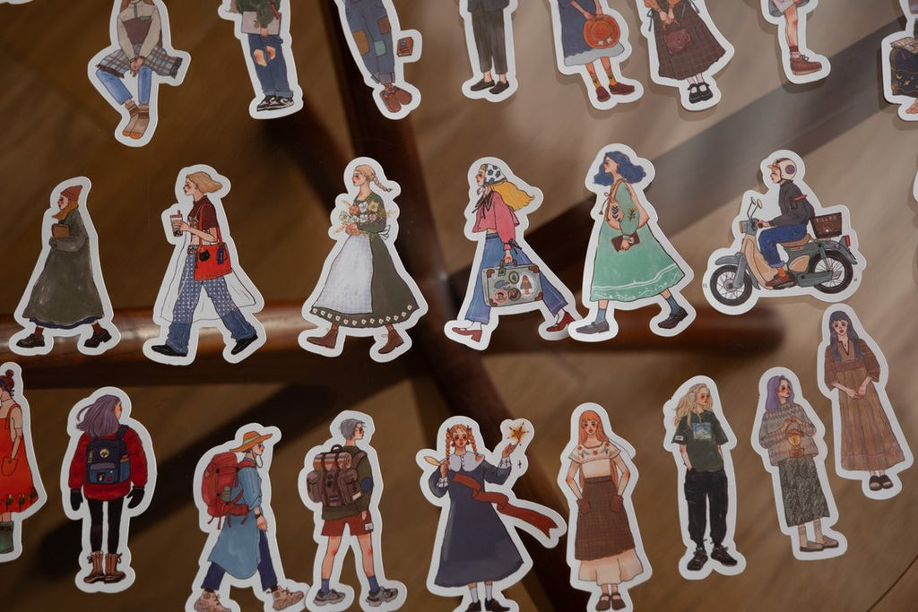 La Dolce Vita - We Move Forward Happily Tin Box Sticker Set