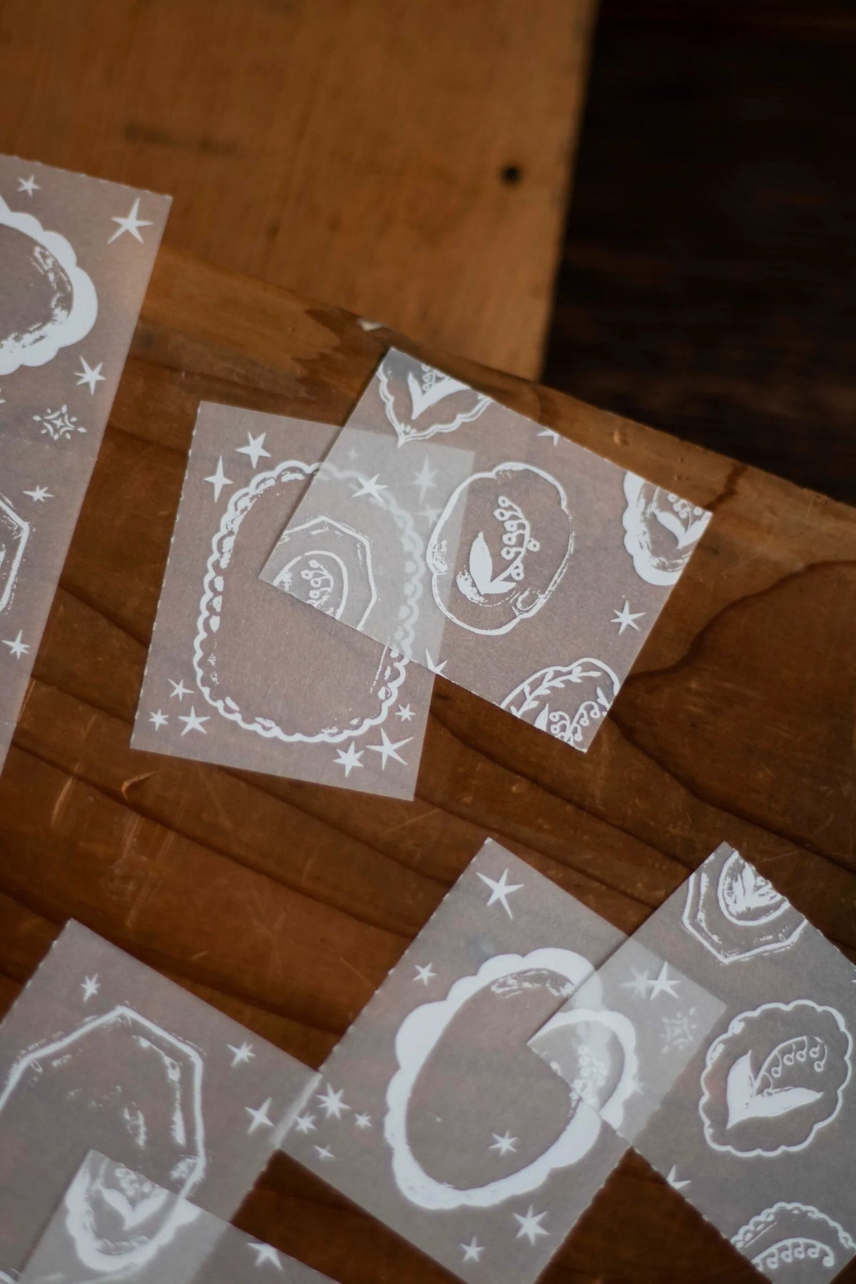 Loi Design - Flower Tray Tracing Paper Memo Pad