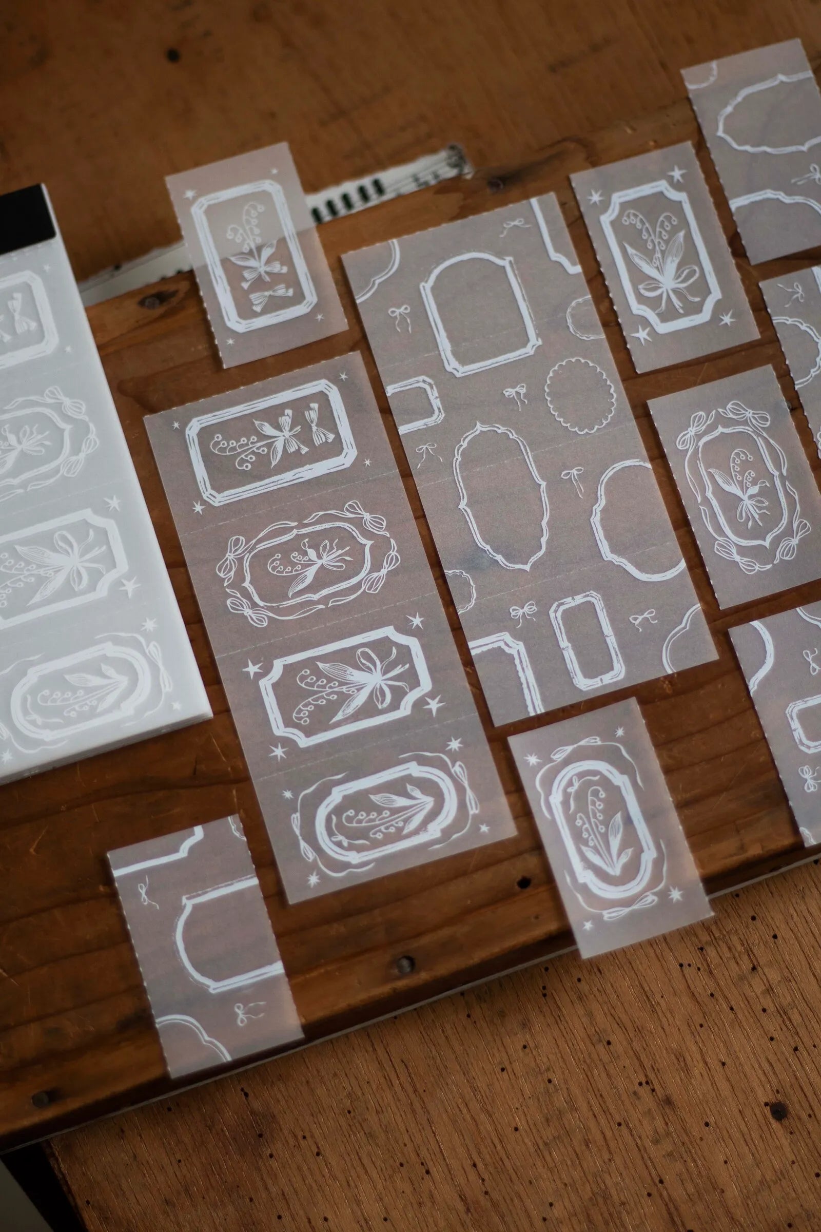 Loi Design - Specimen Room Tracing Paper Memo Pad