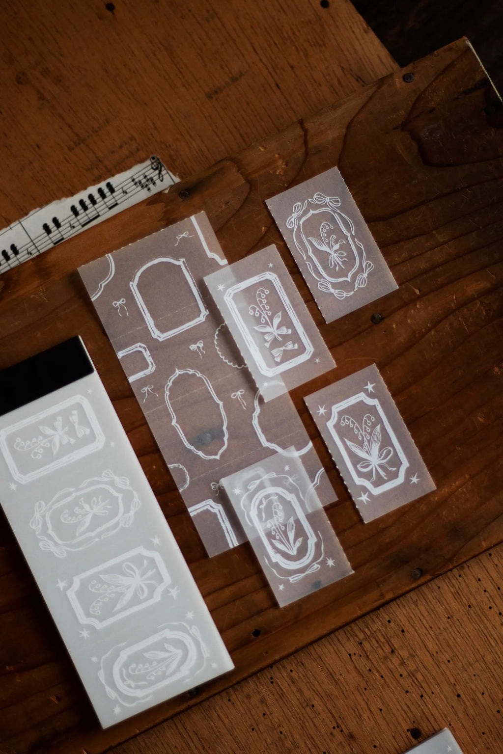 Loi Design - Specimen Room Tracing Paper Memo Pad