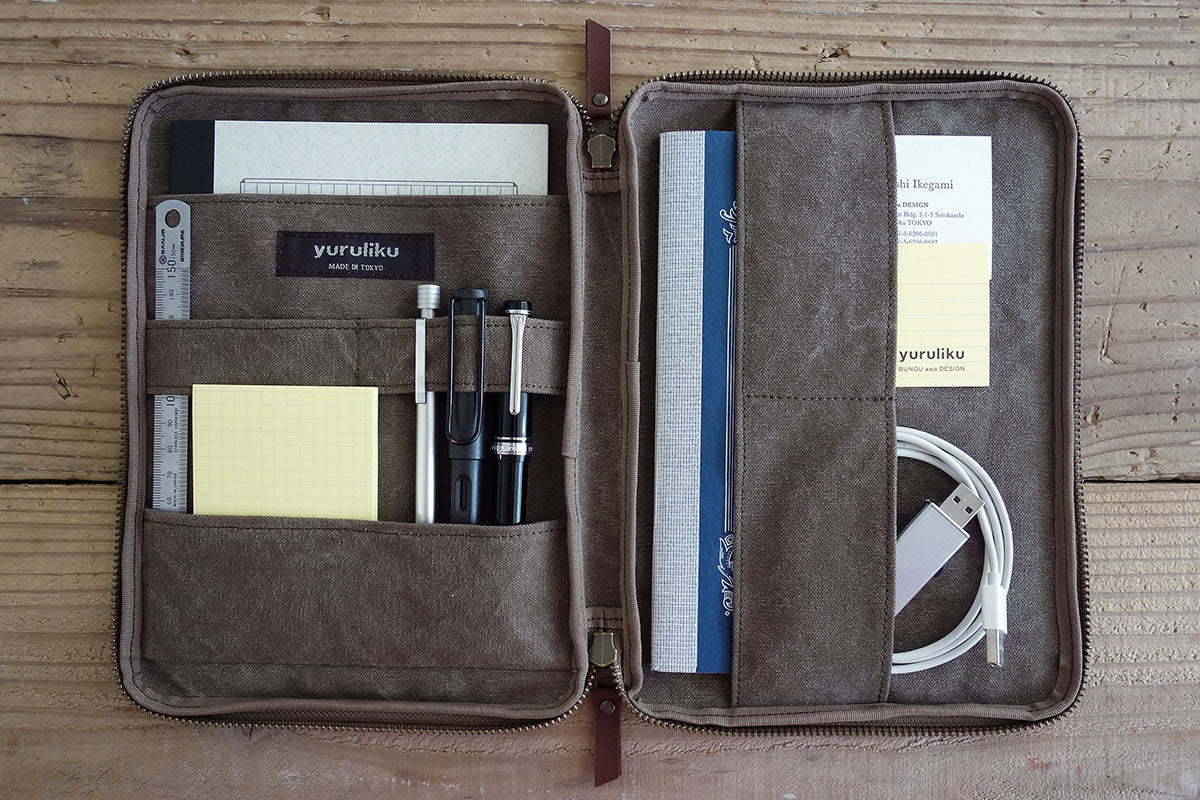 Yuruliku - FLAT Tool Case / A5 Brown